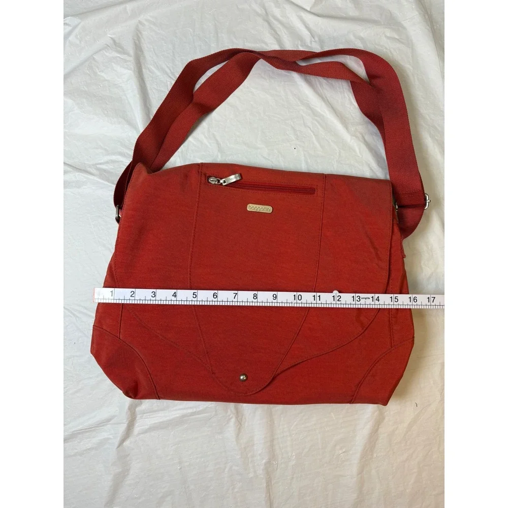 Baggallini Neighborhood‎ Deep Red Nylon Laptop Messenger Bag Adjustable Luggage